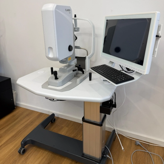 Caméra de fond d'œil Zeiss Clarus 500
