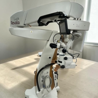 Microscope de Chirurgie Alcon Luxor Revalia
