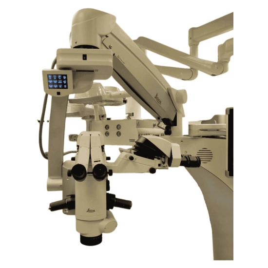 Microscope opératoire Leica Proveo 8